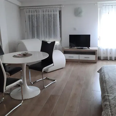 Apartman Mmvg Studio Zagreb Airport Velika Gorica Exterior photo